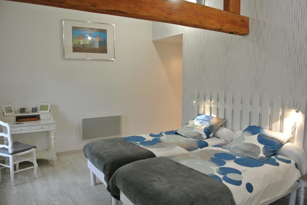 La Fresnee Chambres D'Hotes Mosles Экстерьер фото